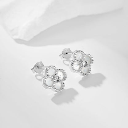 [kincade]Four-Leaf Clover Flower Shape Exquisite Earrings