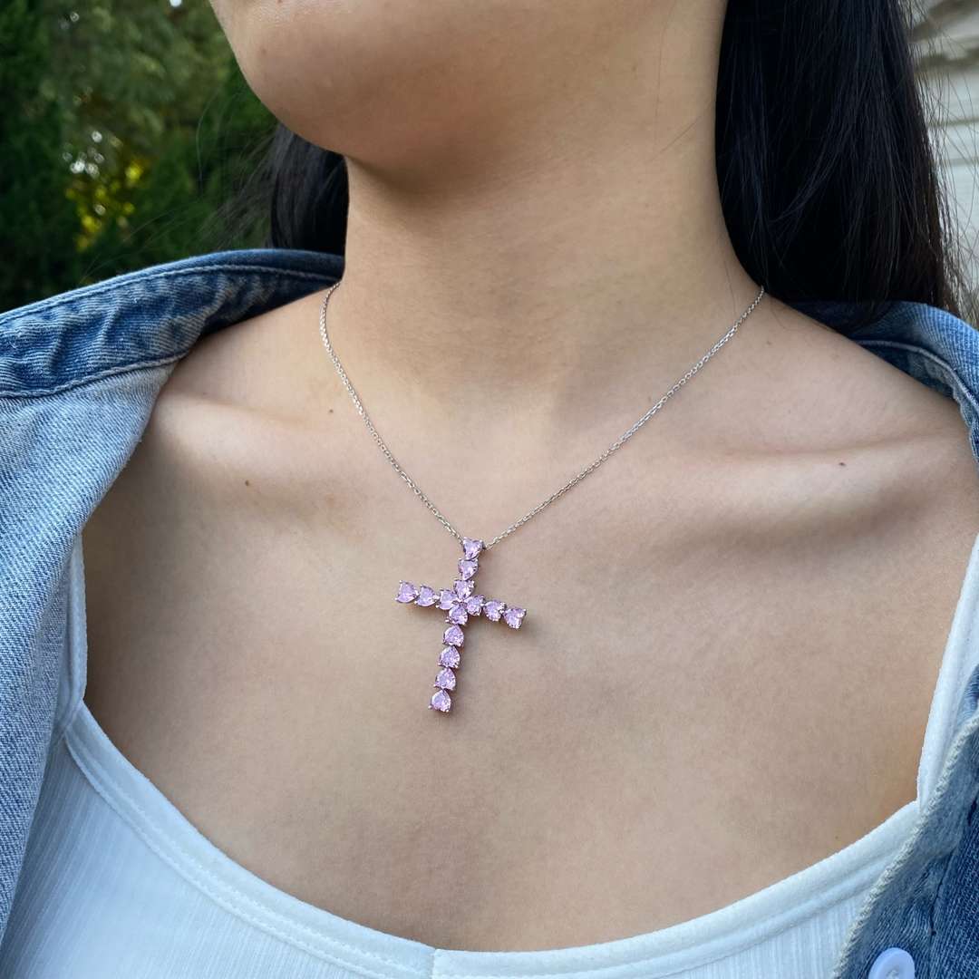 [kincade]Radiant Cross Shape Necklace