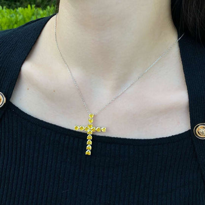 [kincade]Radiant Cross Shape Necklace