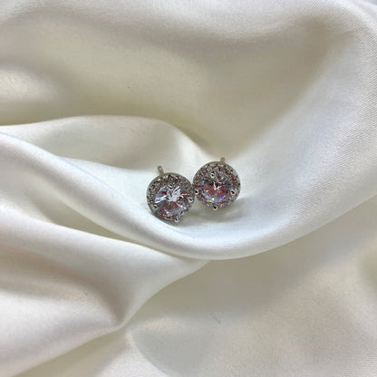 [kincade]Classic Princess Round Shape Earrings