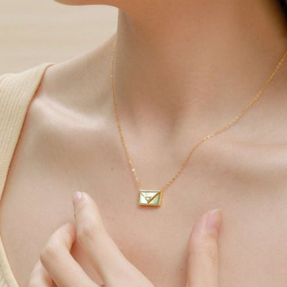 [kincade]Envelope Heart Shape Mother's Day Necklace