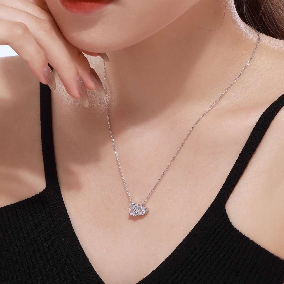 [kincade]Dazzling Square & Heart Shape Necklace