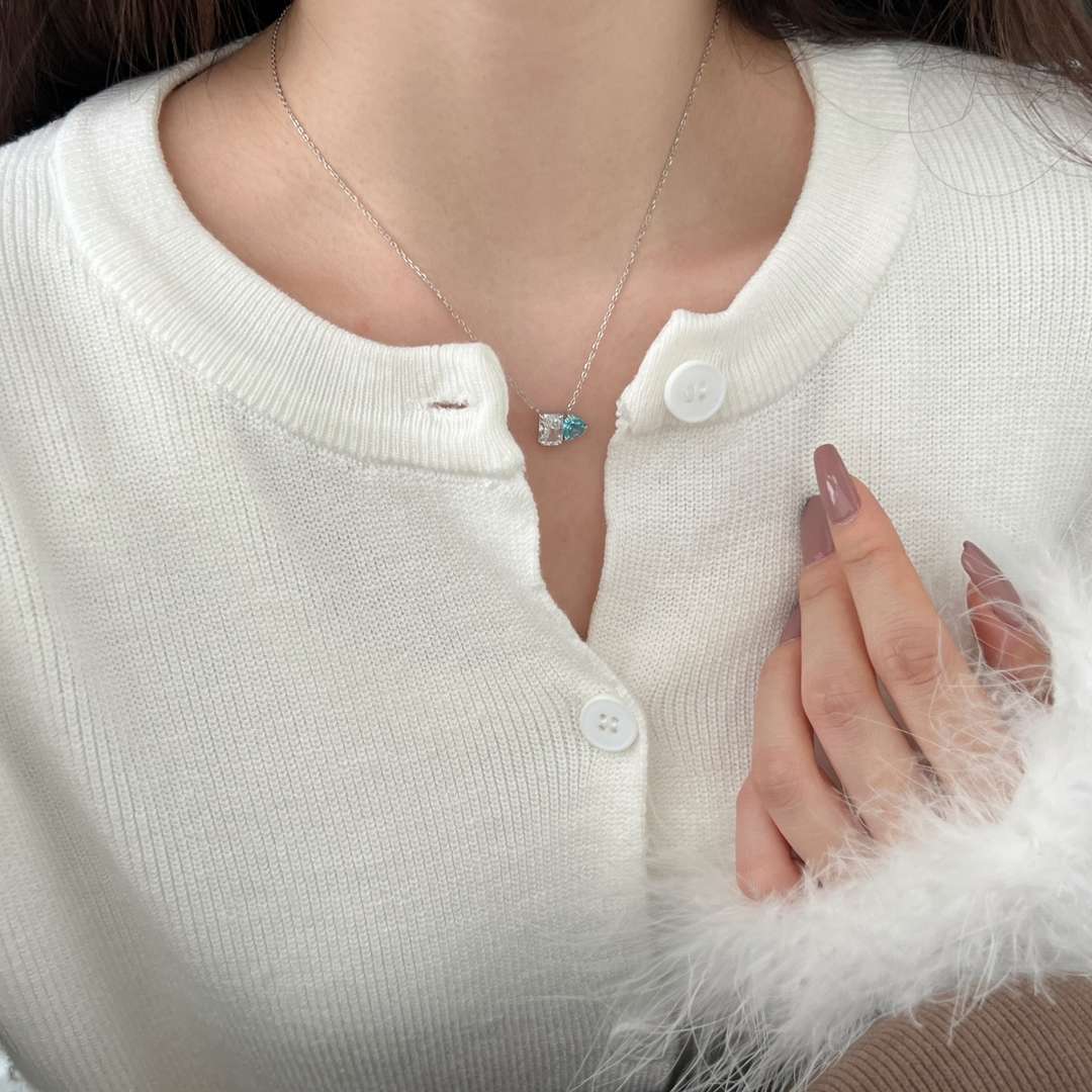 [kincade]Dazzling Square & Heart Shape Necklace