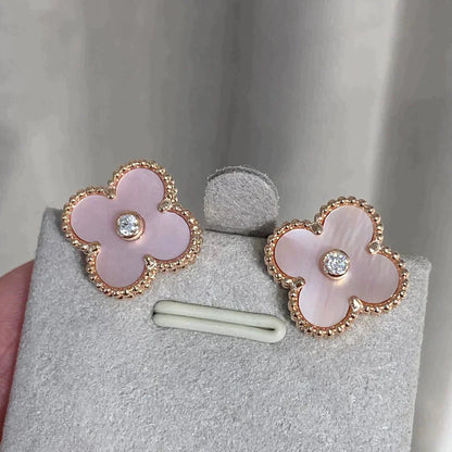 [kincade]CLOVER MEDIUM 1 MOTIFS  PINK MOP DIAMOND EARRINGS