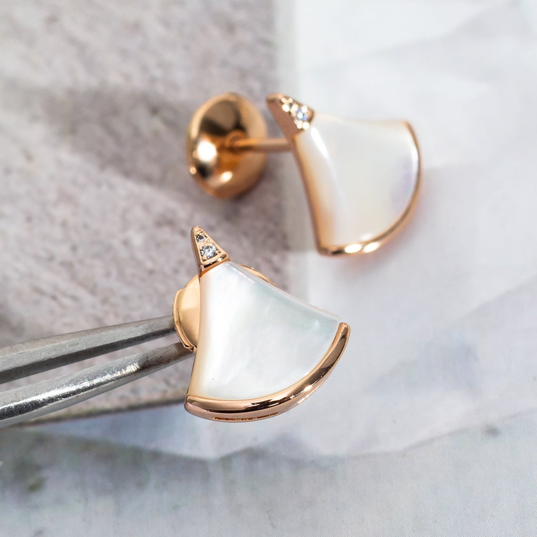 [kincade]DIVAS DREAM EARRINGS PINK GOLD