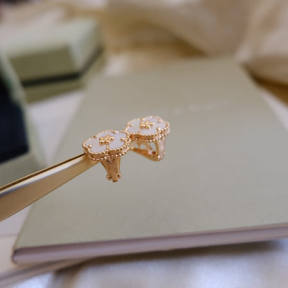 [kincade]LUCKY PINK GOLD WHITE MOP EARRINGS