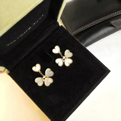 [kincade]CLOVER SWEET WHITE MOP EARRINGS