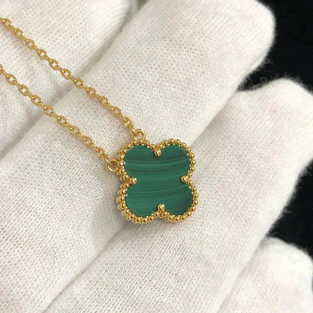 [kincade]CLOVER 15MM MALACHITE SINGLE FLOWER  NECKLACE