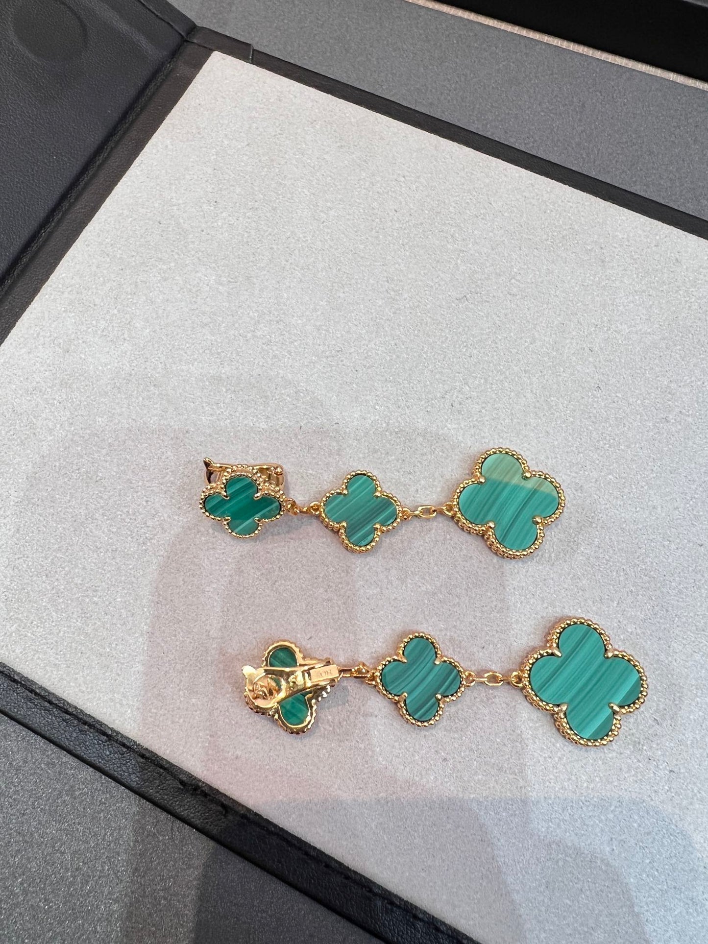 [kincade]CLOVER MALACHITE 3 MOTIFS GOLD