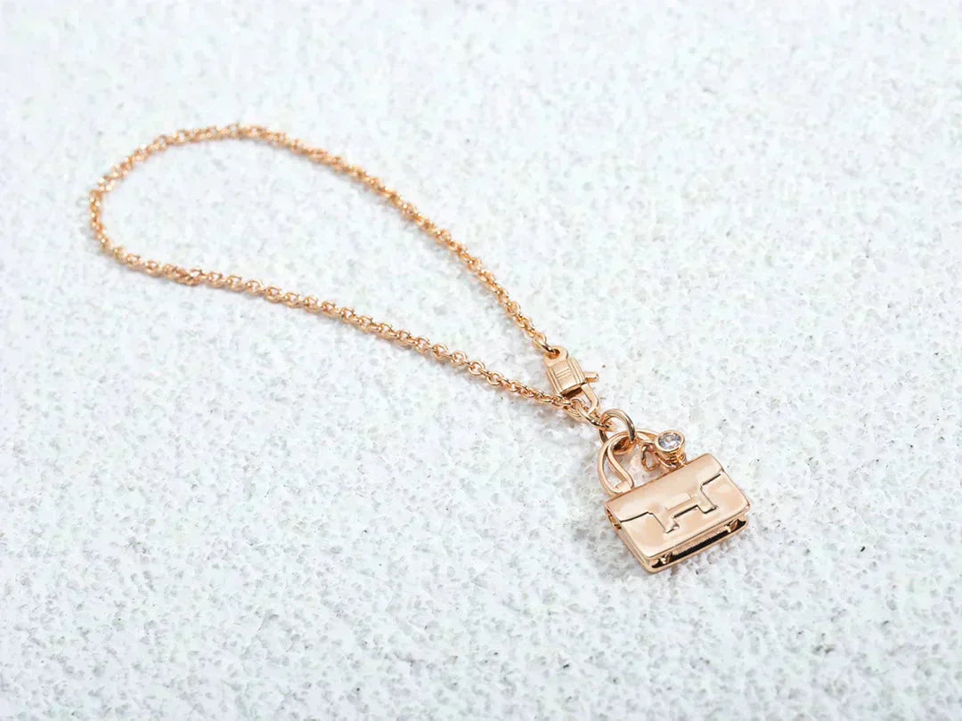 [kincade]AMULETTE PEDANT ROSE GOLD NECKLACE