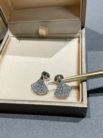 [kincade]DREAM STUD EARRINGS DIAMOND