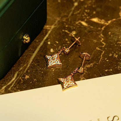 [kincade]STAR DIAMONDS EARRINGS GOLD