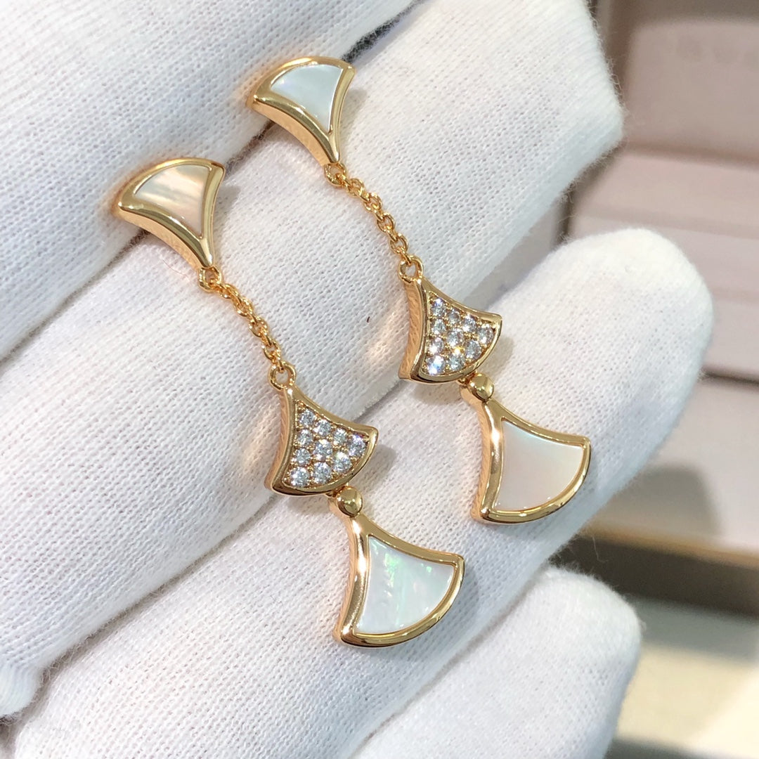 [kincade]DREAM EARRINGS 3 MOTIFS DIAMOND MOP PINK GOLD