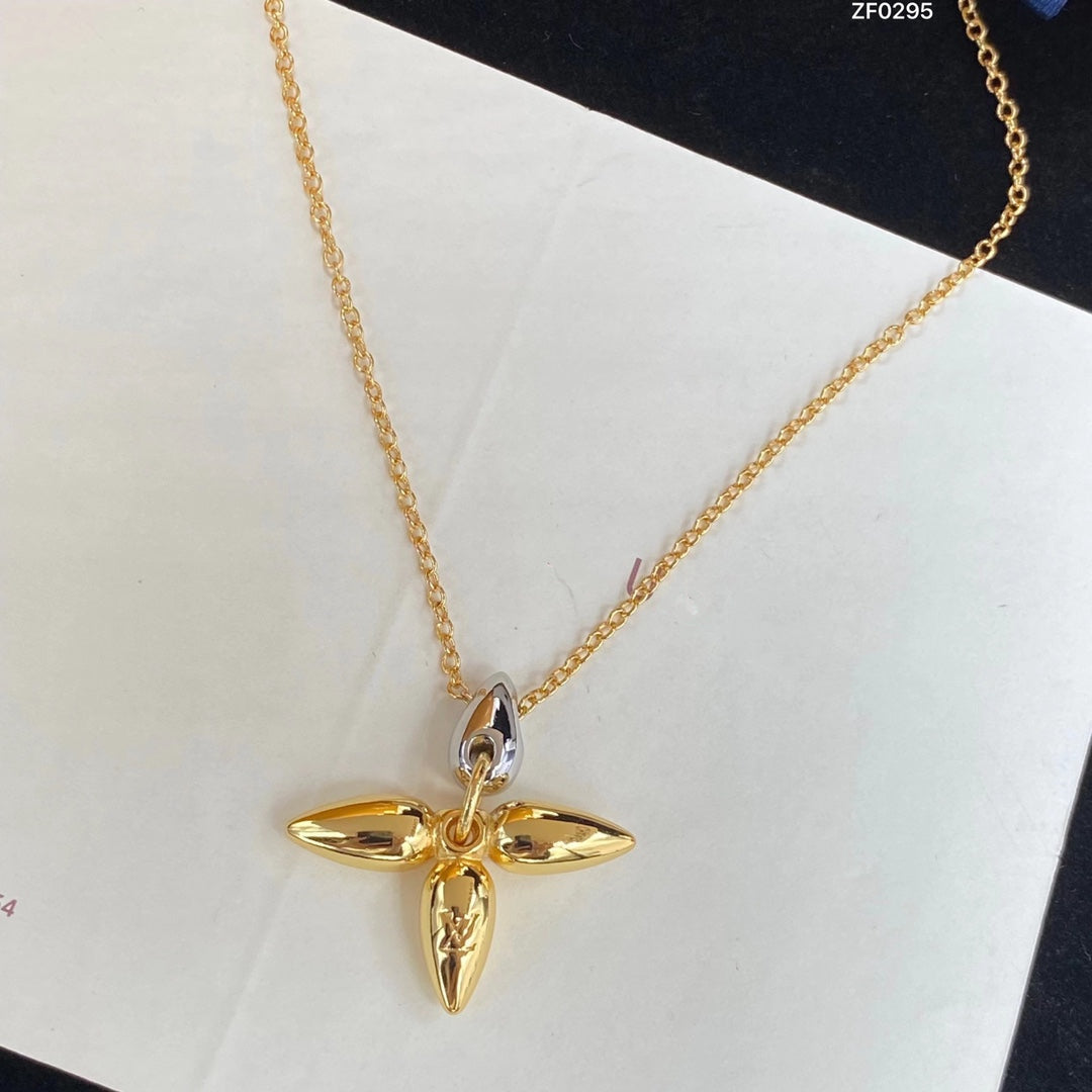 [kincade]LOUISETTE PEDANT GOLD NECKLACE