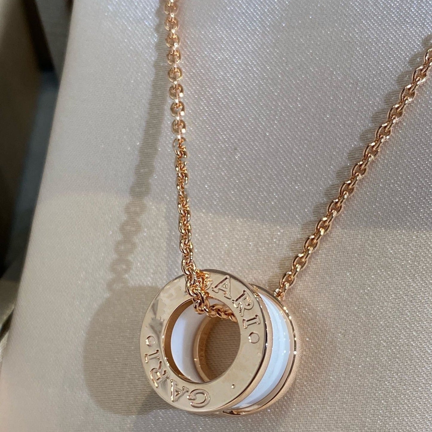 [kincade]ZERO 1 WHITE CERAMIC PINK GOLD NECKLACE