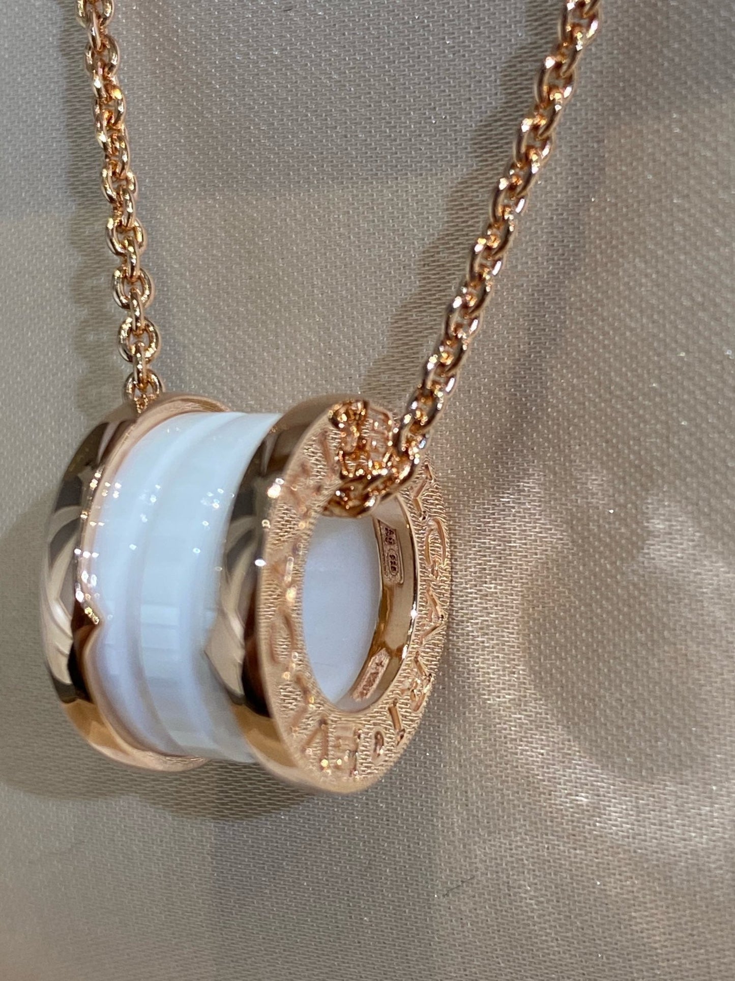 [kincade]ZERO 1 WHITE CERAMIC PINK GOLD NECKLACE