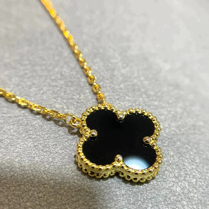 [kincade]CLOVER 15MM BLACK ONYX SINGLE FLOWER NECKLACE