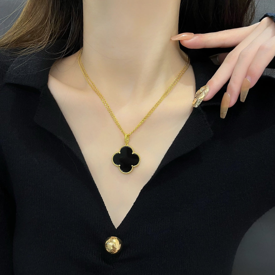 [kincade]CLOVER 25MM NECKLACE GOLD ONYX