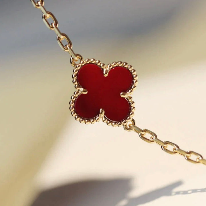 [kincade]CLOVER 20 MOTIFS CARNELIAN NECKLACE