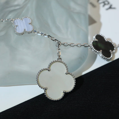 [kincade]CLOVER BRACELET 5 MOTIFS MOP CHALCEDONY SILVER