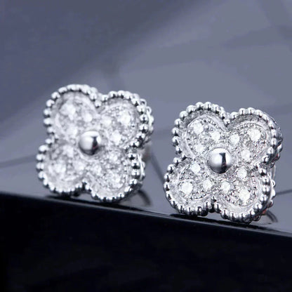 [kincade]CLOVER 1 MOTIFS DIAMOND STUD EARRINGS SILVER