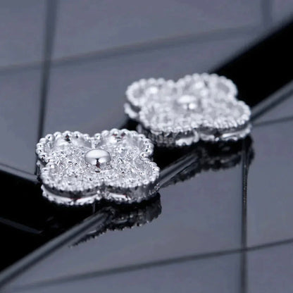 [kincade]CLOVER 1 MOTIFS DIAMOND STUD EARRINGS SILVER