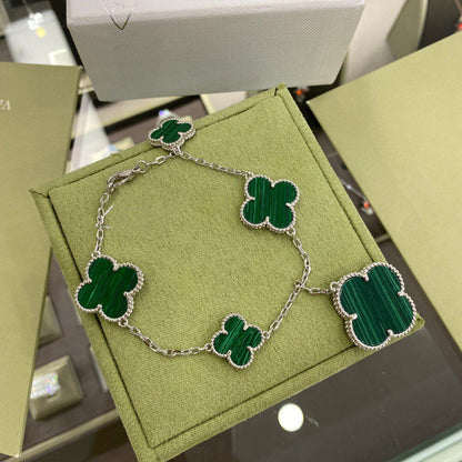 [kincade]CLOVER 5 MOTIFS SIVLER MALACHITE BRACELET