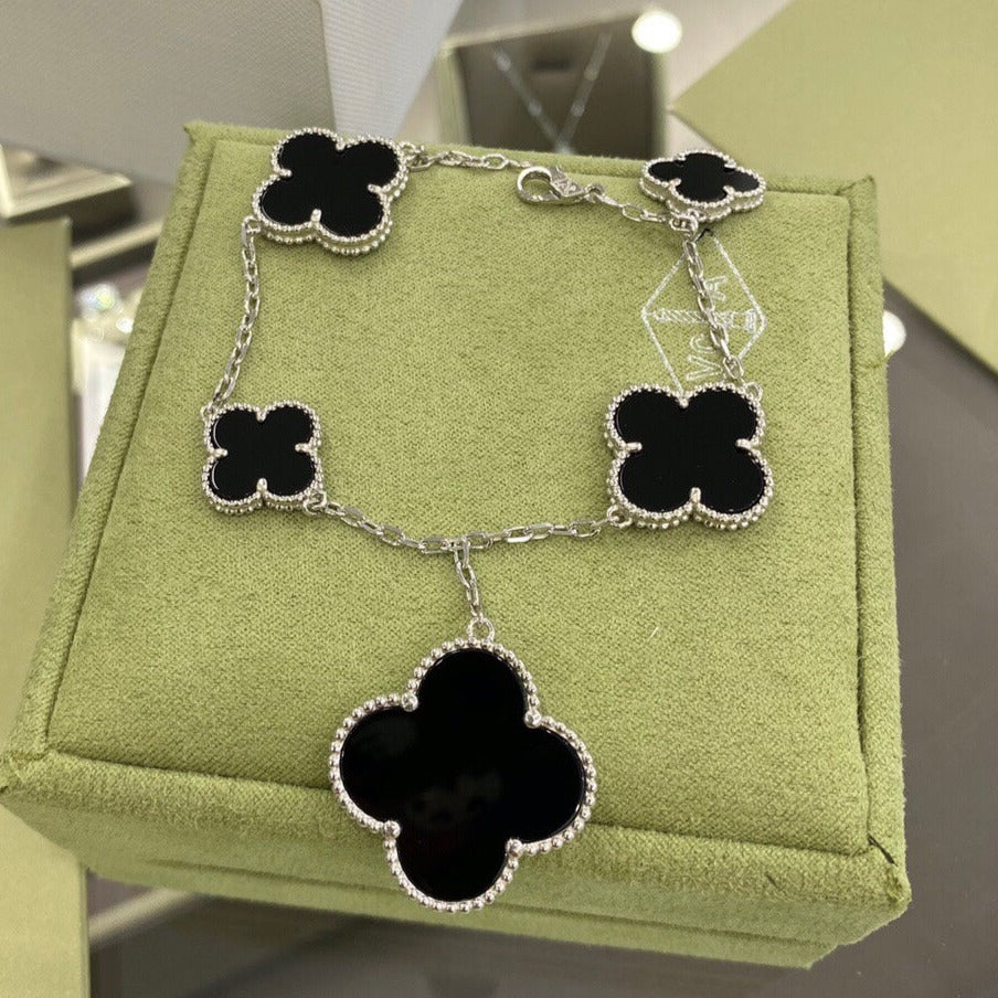 [kincade]CLOVER 5 MOTIFS SIVLER ONYX BRACELET