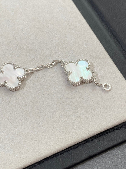 [kincade]CLOVER SILVER MOP 5 MOTIF BRACELET