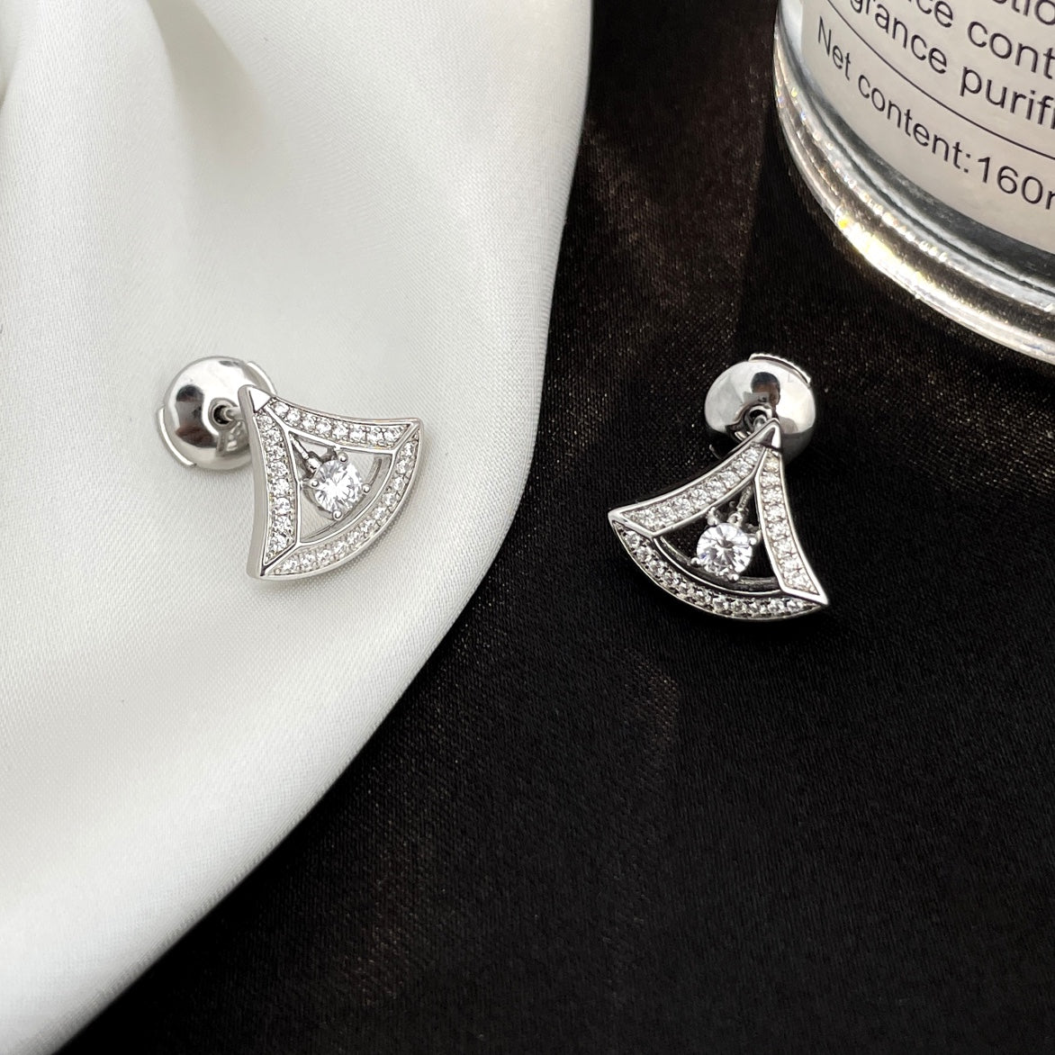 [kincade]DREAM MINI DIAMOND STUD EARRINGS