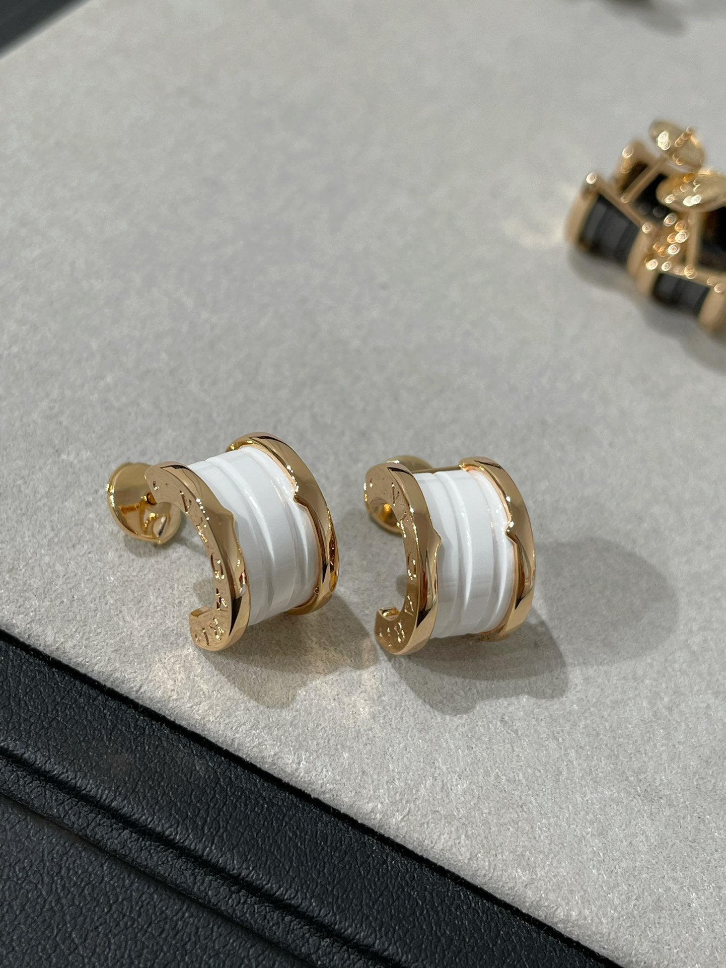 [kincade]ZERO 1 PINK GOLD CERAMIC EARRINGS