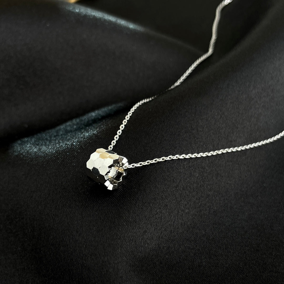 [kincade]BEE MINI NECKLACE