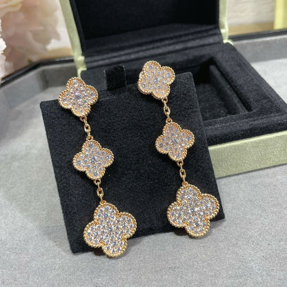 [kincade]CLOVER 3 MOTIFS DIAMOND PAVED ROSE GOLD EARRINGS