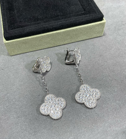 [kincade]CLOVER 2 MOTIFS DIAMOND PAVED SILVER EARRINGS