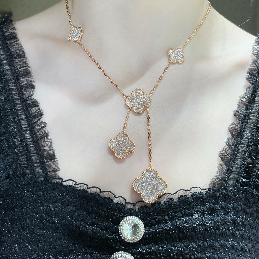 [kincade]CLOVER 6 MOTIF DIAMOND PAVED NECKLACE