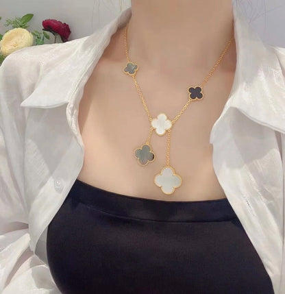 [kincade]CLOVER 6 MOTIF MOP ONYX GOLD NECKLACE