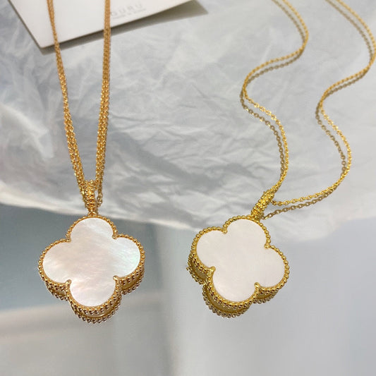 [kincade]CLOVER 25MM MOP LARGE PENDANT NECKLACE