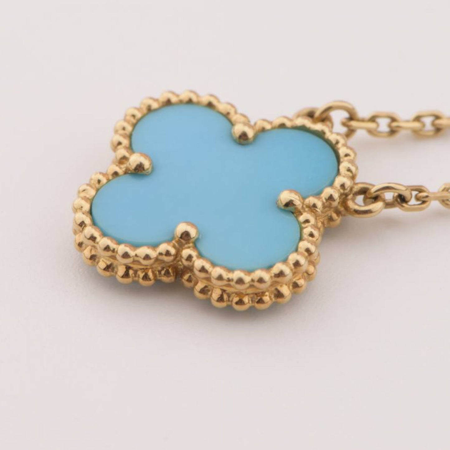 [kincade]CLOVER 15MM VINTAGE TURQUOISE NECKLACE