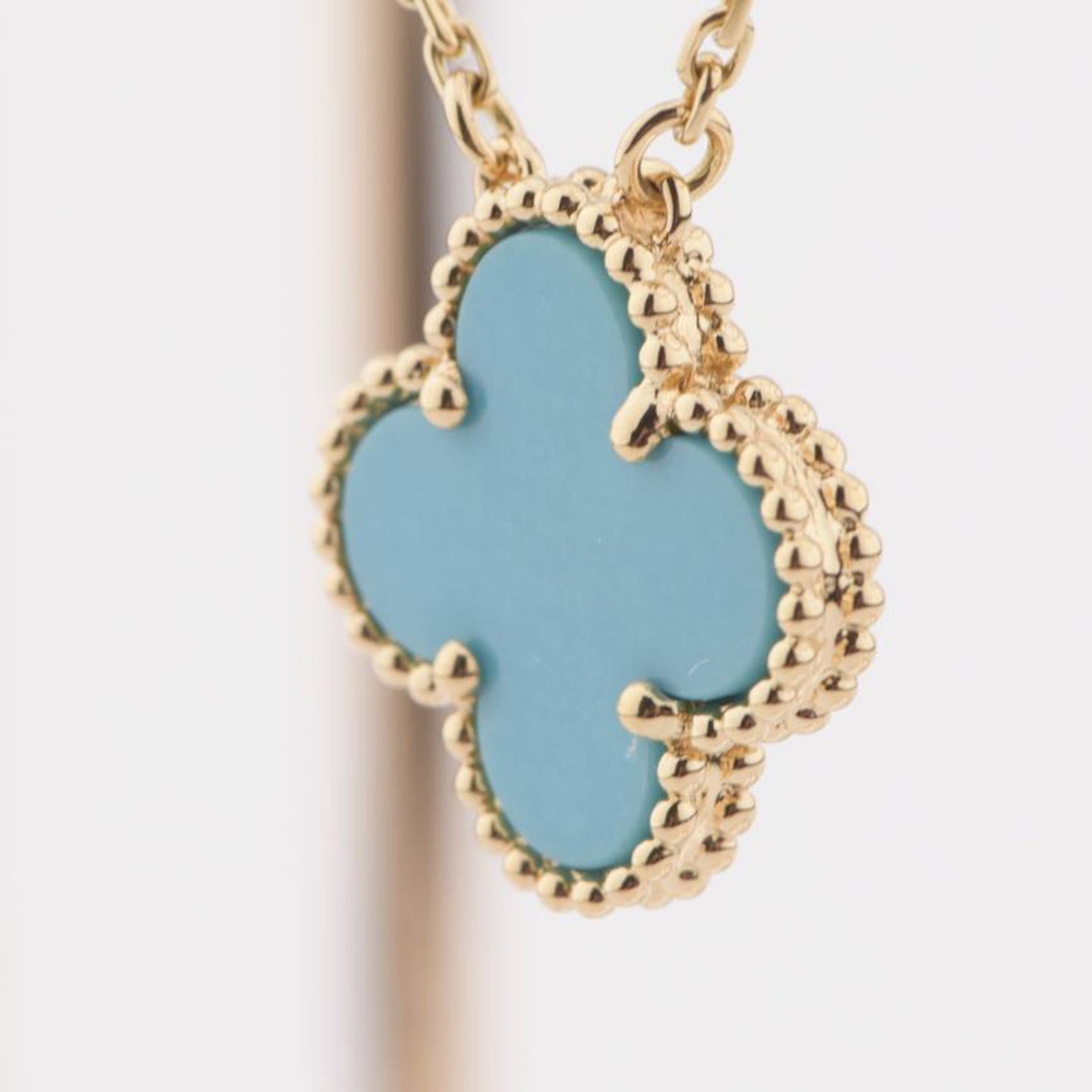 [kincade]CLOVER 15MM VINTAGE TURQUOISE NECKLACE