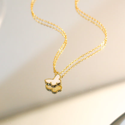 [kincade]CLOVER MEDIUM GOLD WHITE MOP BUTTERFLY NECKLACE