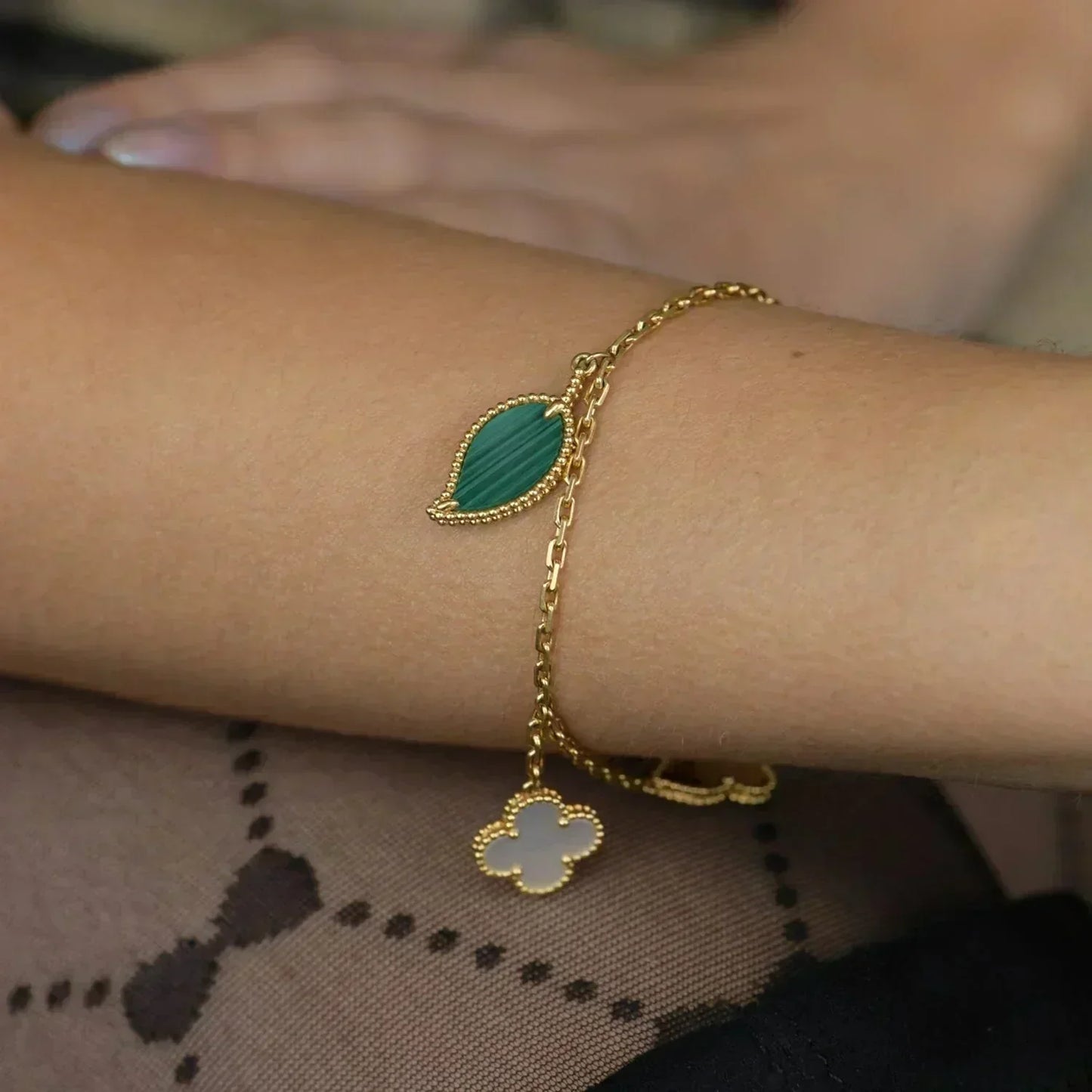 [kincade]LUCKY SPRING 5 MOTIF GOLD BRACELET