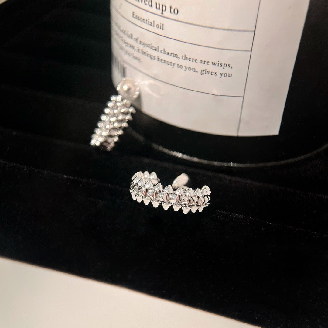 [kincade]CLASH SMALL HOOP EARRINGS