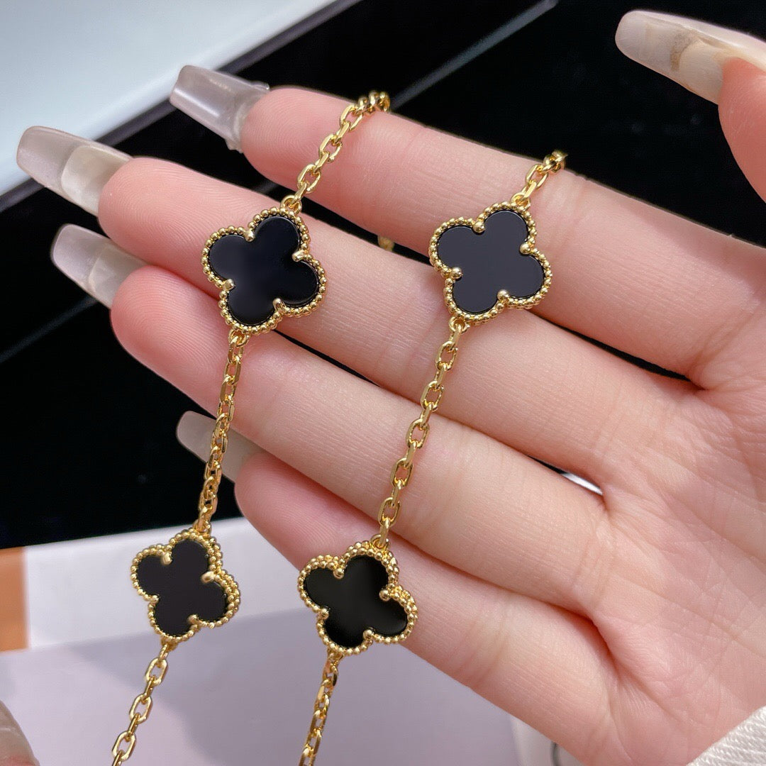 [kincade]CLOVER 10 MOTIFS ONYX NECKLACE