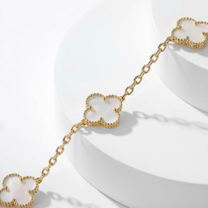 [kincade]CLOVER 10 MOTIFS WHITE MOTHER OF PEARL NECKLACE