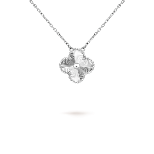 [kincade]CLOVER 15MM LASER NECKLACE SILVER