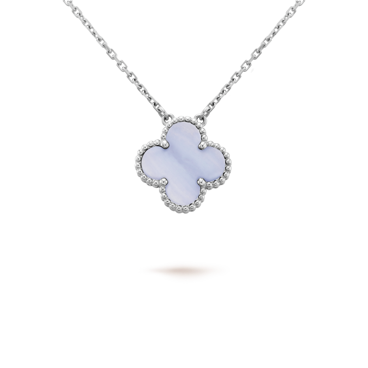 [kincade]CLOVER 15MM BLUE CHALCEDONY NECKLACE SILVER