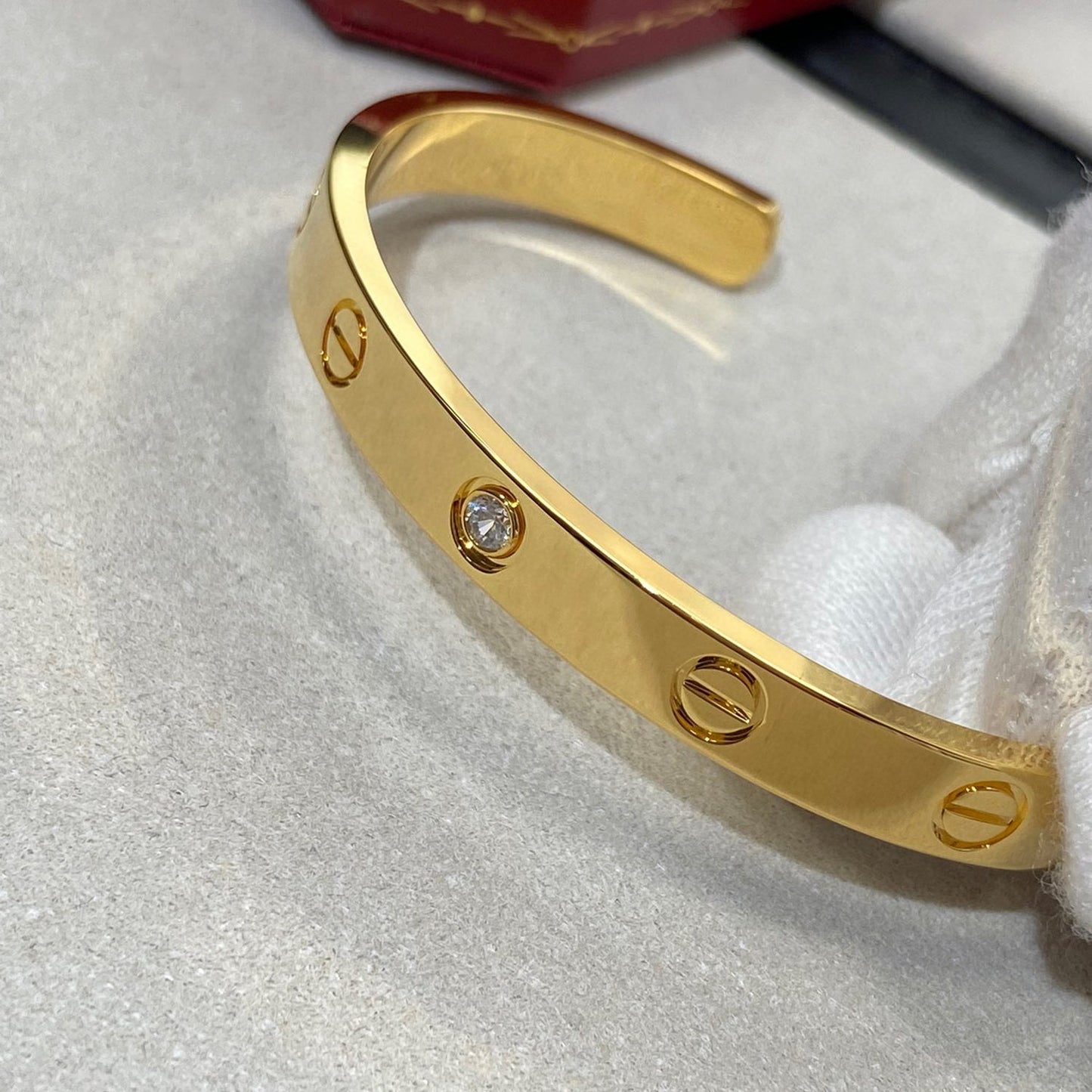 [kincade]LOVE BRACELET 6.1MM 1 DIAMOND OPEN CUFF