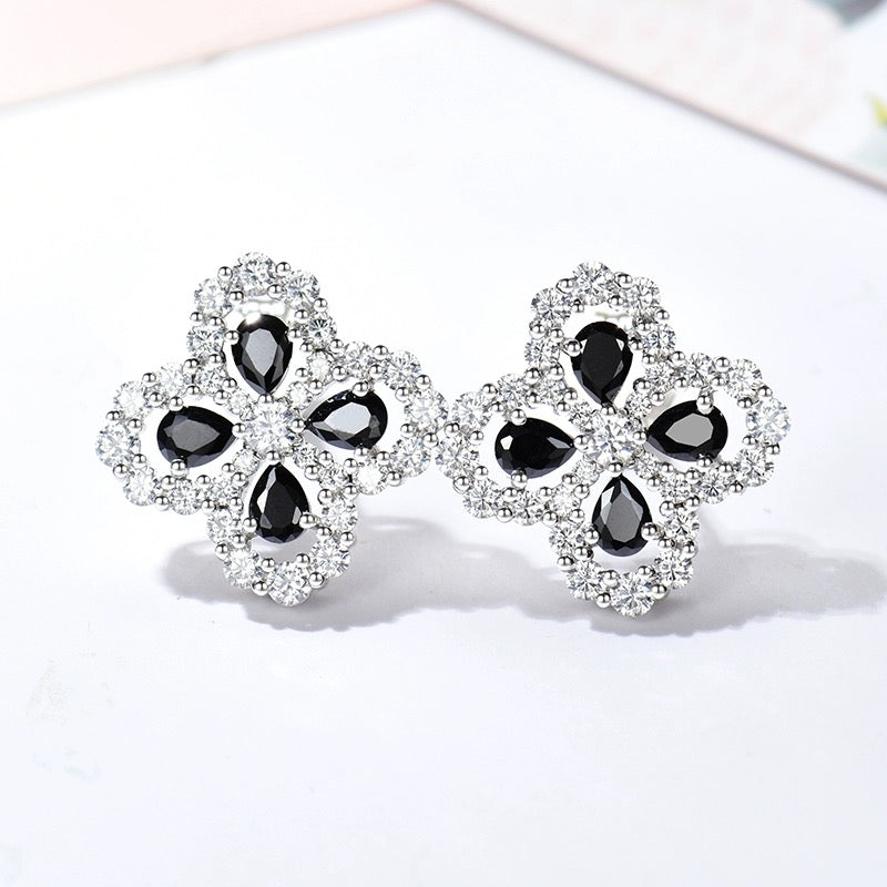 [kincade]LOOP EARRINGS FULL MOTIF DIAMOND 16MM