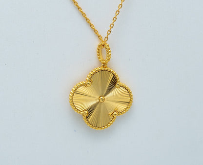 [kincade]CLOVER 25MM PEDANT NECKLACE GOLD