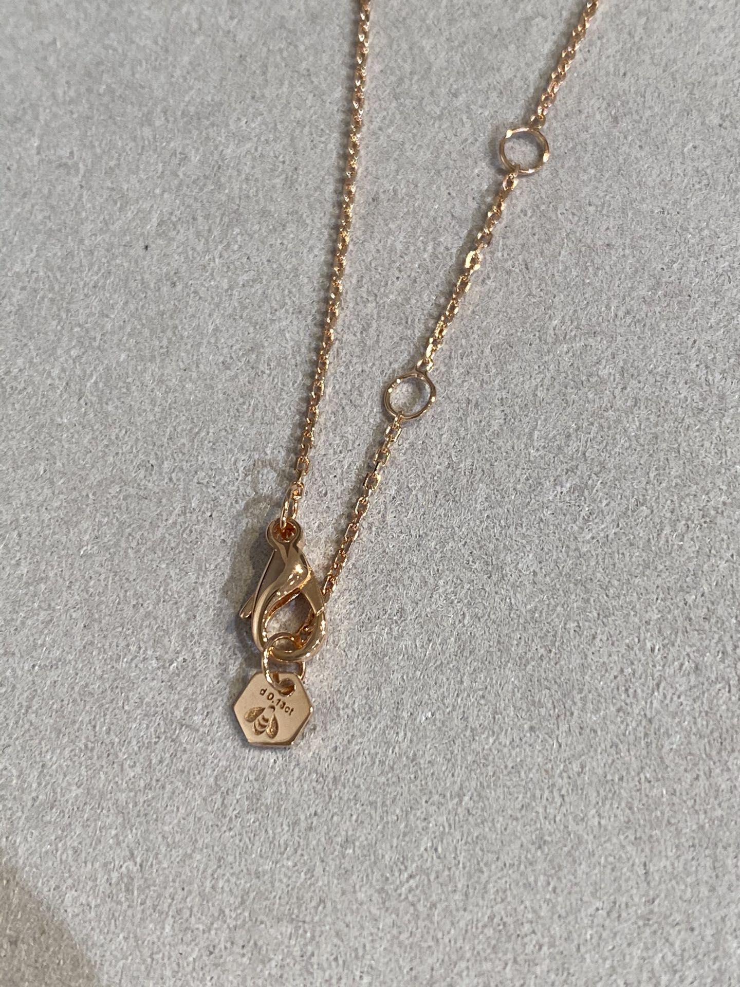 [kincade]BEE LOVE DIAMOND NECKLACE